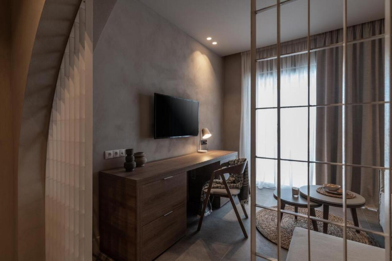 Elissa Adults-Only Lifestyle Beach Resort Kallithéa Exterior foto A room at the hotel