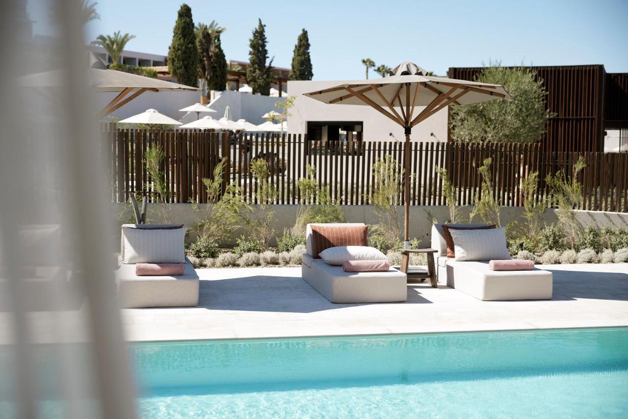 Elissa Adults-Only Lifestyle Beach Resort Kallithéa Exterior foto The hotel's pool